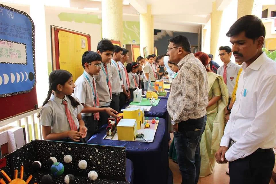 Guiding Students